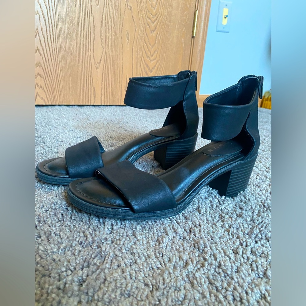 Pacsun block heel